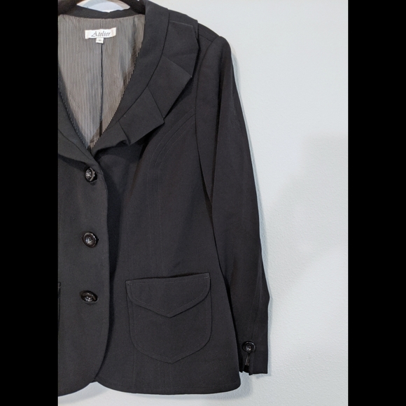 Atelier Women's Black Structured Blazer | 10 - Picture 3 of 5